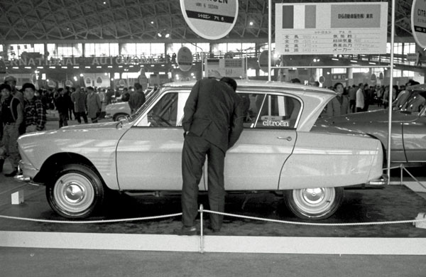 1/24 シトロエン アミ 6 クラブ 1968 (ブラウン/ホワイト) Citroen Ami 6 Club 1968 - Modellini Street Diecast